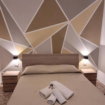 B&B "Gabriel&Melissa" Airport View - Nuova - Ristrutturato Gennaio 2022 Tessera Zewnętrze zdjęcie
