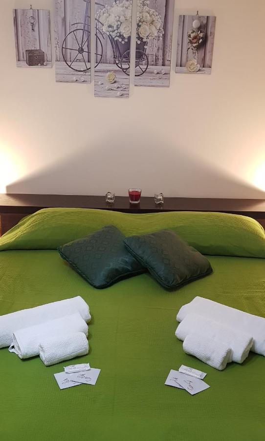 B&B "Gabriel&Melissa" Airport View - Nuova - Ristrutturato Gennaio 2022 Tessera Zewnętrze zdjęcie