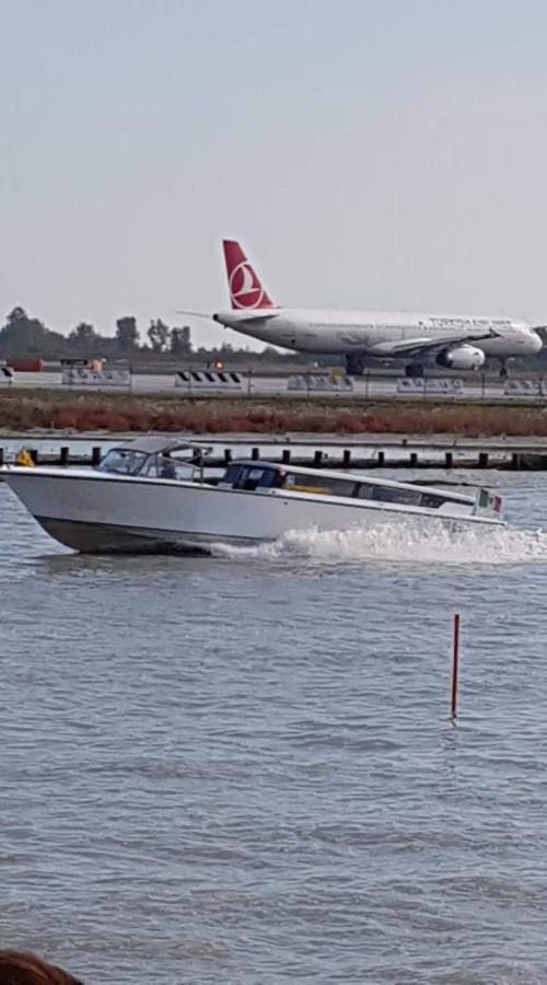 B&B "Gabriel&Melissa" Airport View - Nuova - Ristrutturato Gennaio 2022 Tessera Zewnętrze zdjęcie