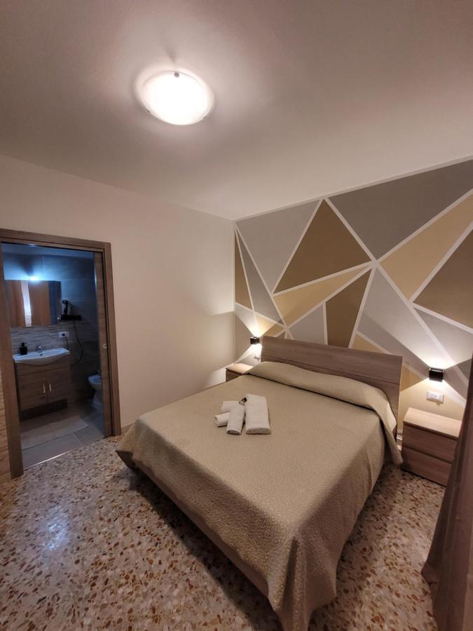 B&B "Gabriel&Melissa" Airport View - Nuova - Ristrutturato Gennaio 2022 Tessera Zewnętrze zdjęcie