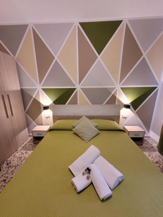 B&B "Gabriel&Melissa" Airport View - Nuova - Ristrutturato Gennaio 2022 Tessera Zewnętrze zdjęcie