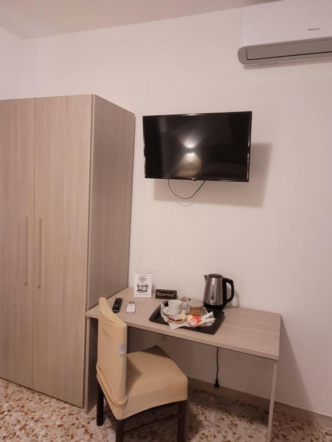 B&B "Gabriel&Melissa" Airport View - Nuova - Ristrutturato Gennaio 2022 Tessera Zewnętrze zdjęcie
